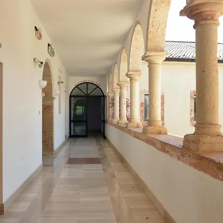Ξενοδοχείο Convento Di Stignano *